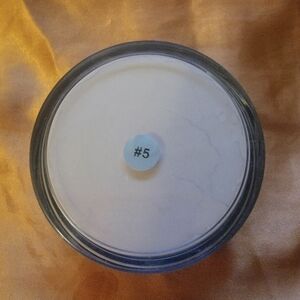 NIB AD Cosmetics Loose Setting Powder in #5 (Light/Medium)